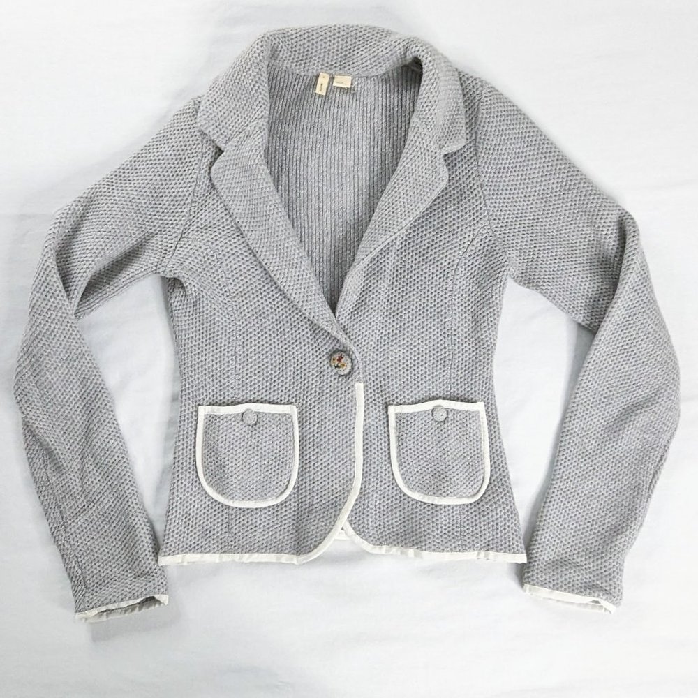 Moth Anthropologie Wool Chunky Knit Embroidered Button Gray and White Cardigan